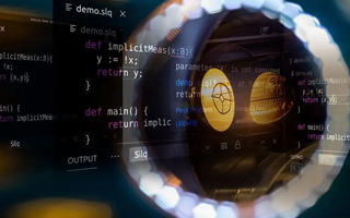 鄄城 api php源码,下载的php源码怎么运行呢？